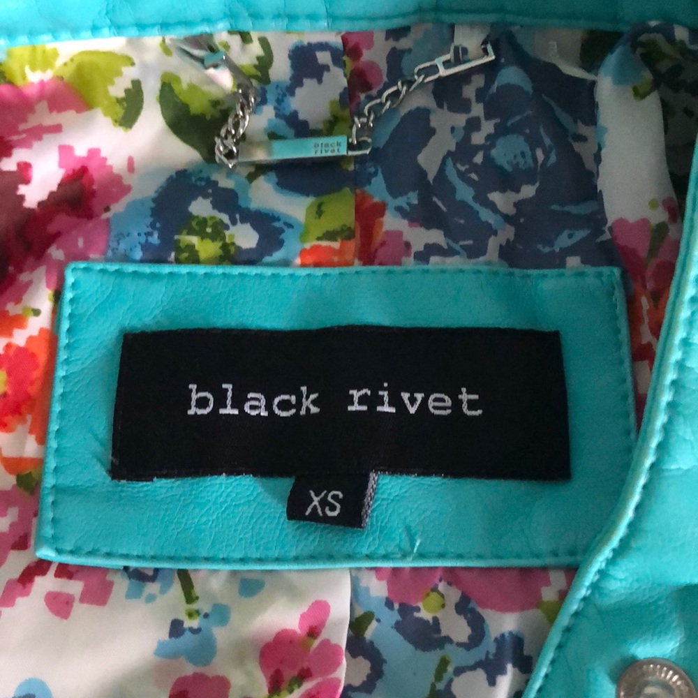 Black Rivet leather jacket - Picture 3 of 4